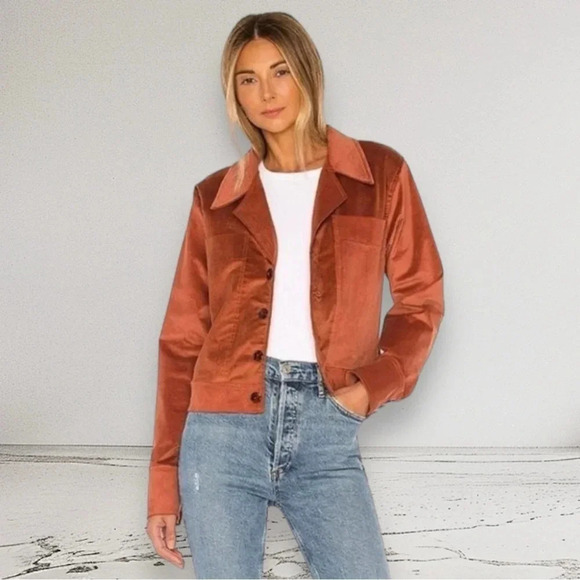 NWT REVOLVE ELLEJAY ELLIE VELVET JACKET in RUST size S - Picture 1 of 8